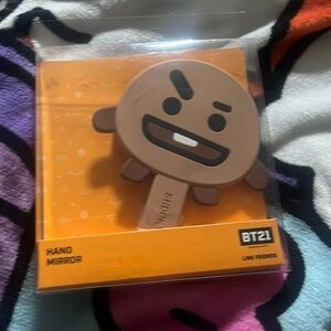 BT21 Shooky mirror